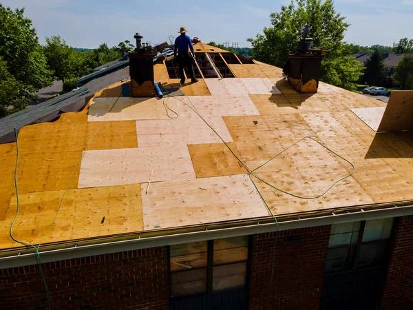 Summer Breeze Roofing for Fast and Dependable Roofing Services