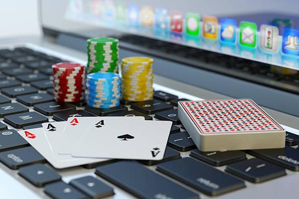 Understanding Registration Policies on 토토사이트 Platforms