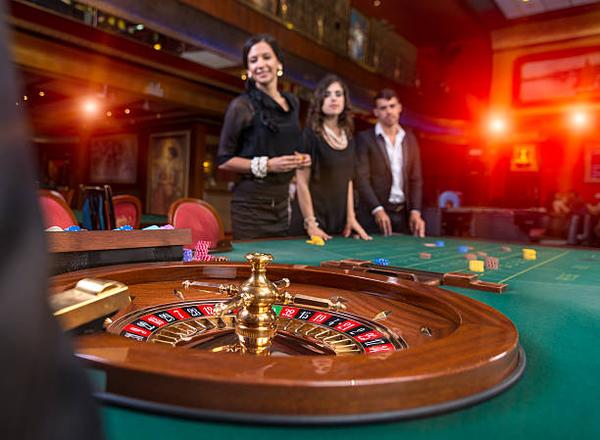 How to Review Mobile Compatibility Across online casino egypt Platforms