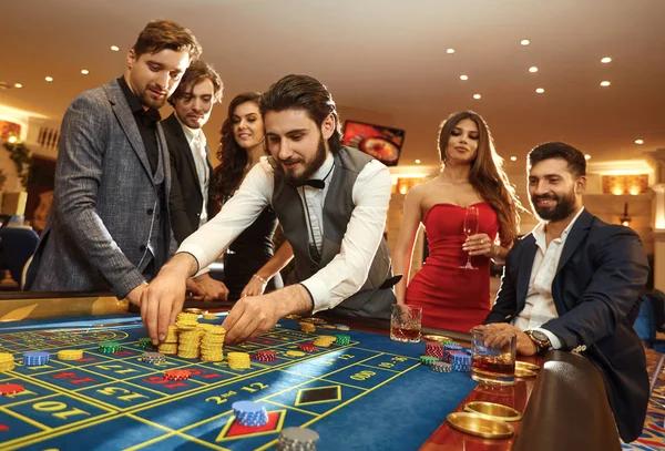 Exploring the tradeoffs in internet casino platforms